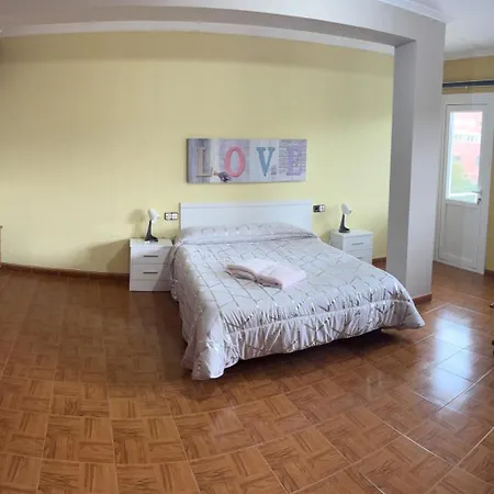 Grupo Gontad Cordobés, Ponteceso Appartement *